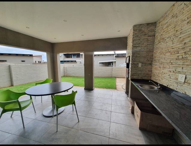 4 BEDROOM GATED ESTATE TO LET IN GEELHOUTPARK